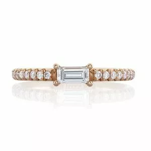 18ct rose gold Baguette diamond ring