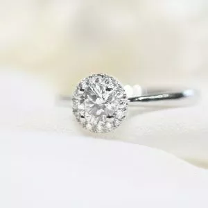 18ct white gold 0.54ct G SI round brilliant cut diamond ring