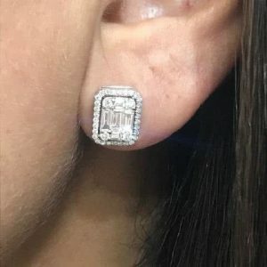 18ct white gold baguette & round diamond stud earrings