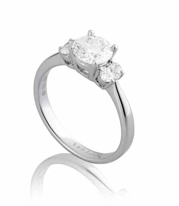 18ct White Gold Round & Oval Cut Three Stone Diamond Ring