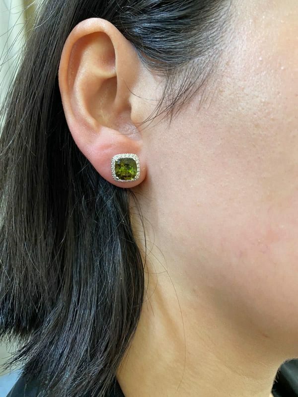 18ct white gold green tourmaline & diamond stud earrings