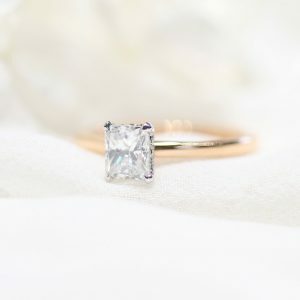 18ct rose and white gold 0.78ct E VS2 radiant diamond ring