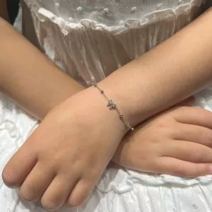 18ct white gold cubic zirconia bow baby bracelet