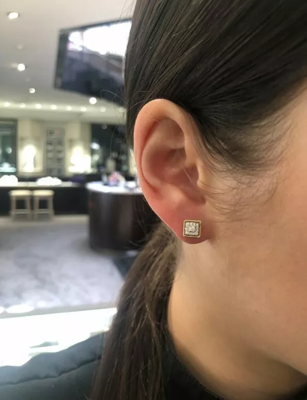 18ct yellow gold princess shape diamond cluster stud earrings - Image 3