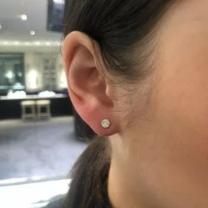 18ct white gold diamond cluster stud earrings