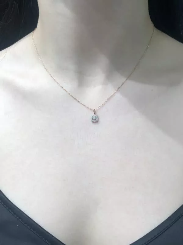 18ct rose gold cushion shape cluster diamond necklace - Image 2