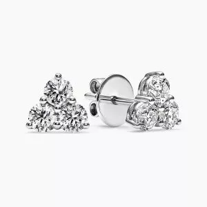 18ct white gold diamond stud earrings