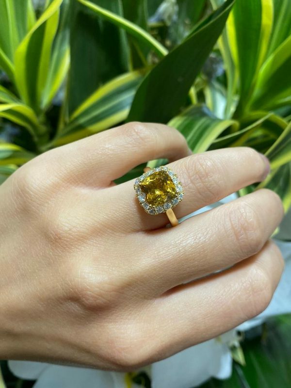 18ct yellow gold 2.77ct cushion cut yellow tourmaline and diamond ring