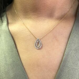 18ct yellow gold diamond pear shape necklace