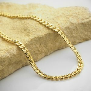 18ct yellow gold hollow 42cm curb link chain
