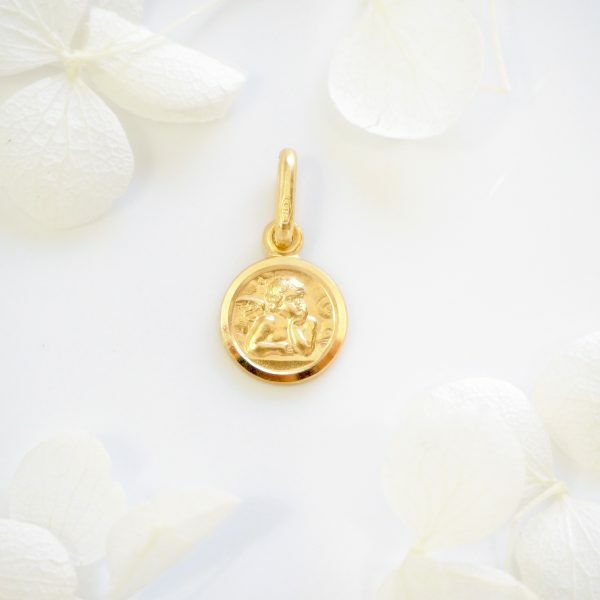 18ct yellow gold angel medal pendant