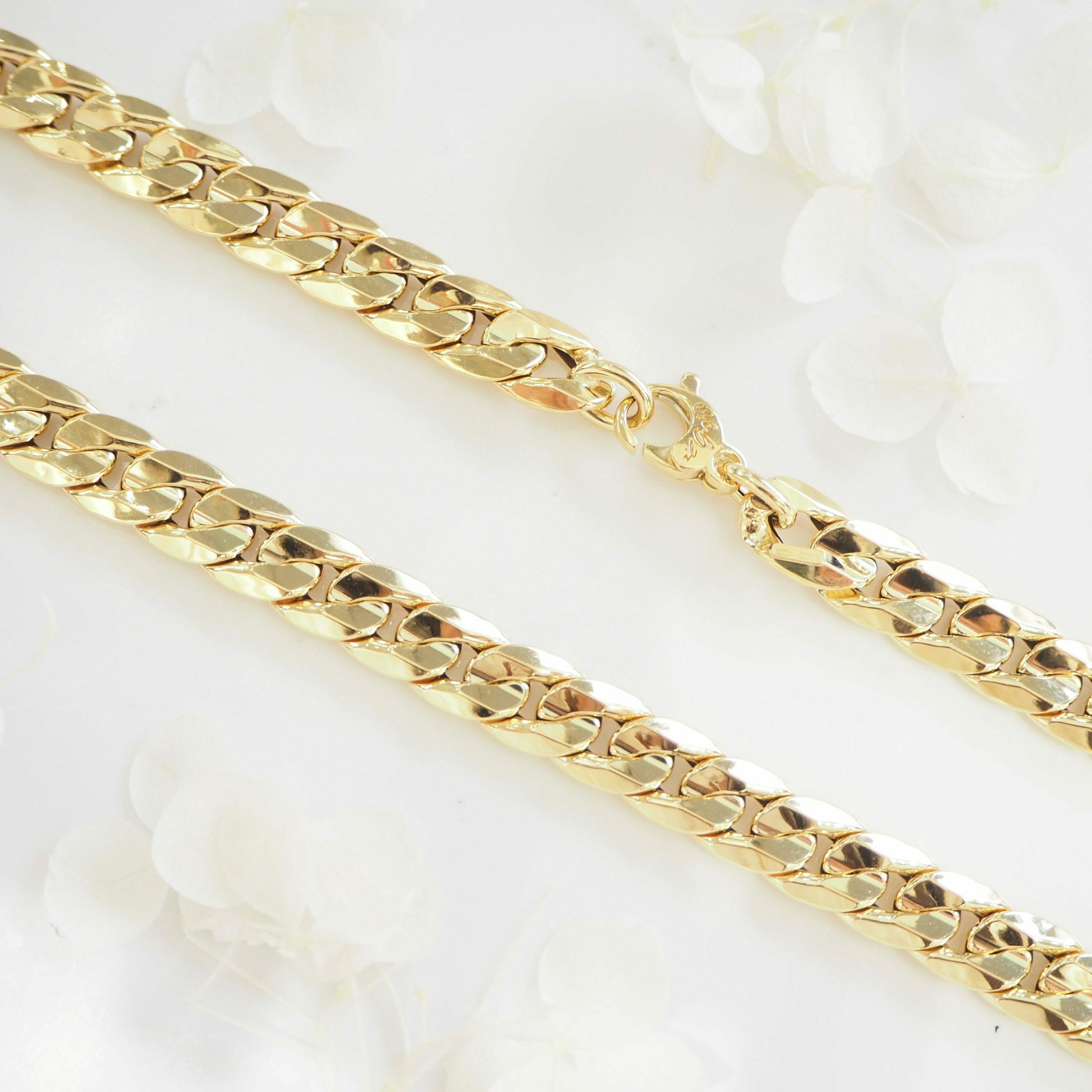 18ct yellow gold 45cm chunky curb chain | Cerrone Jewellers