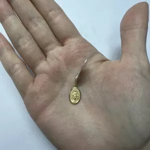 18ct yellow gold "Miraculous" oval medal pendant