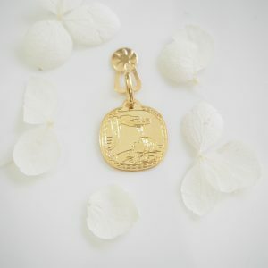 18ct Yellow Gold round baptism medal