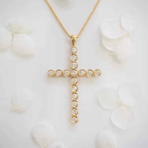 18ct Yellow Gold Diamond Bezel Cross Pendant