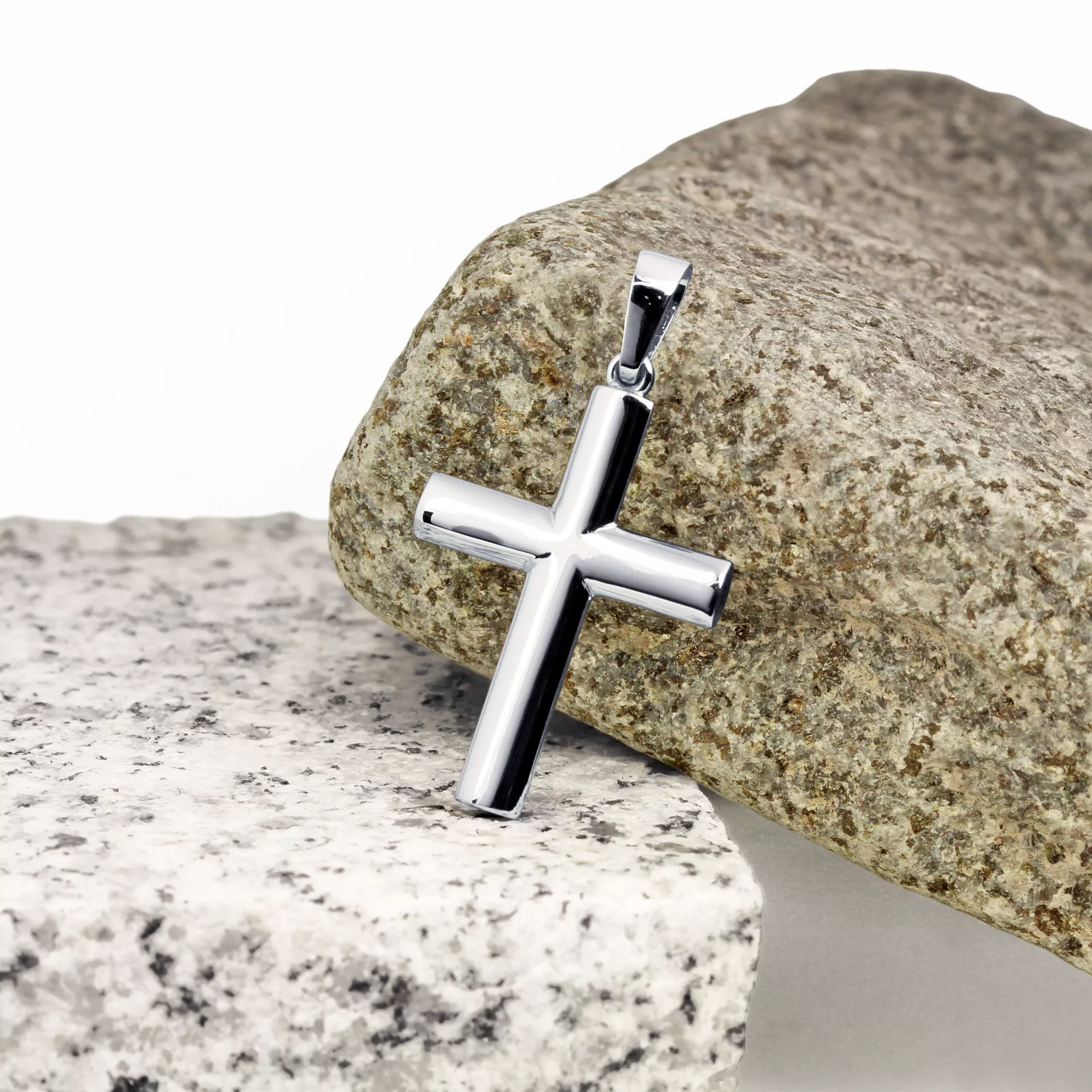 White gold cross best sale pendant australia