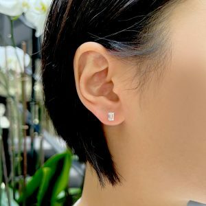 18ct white gold 2=1.01ct emerald cut diamond stud earrings