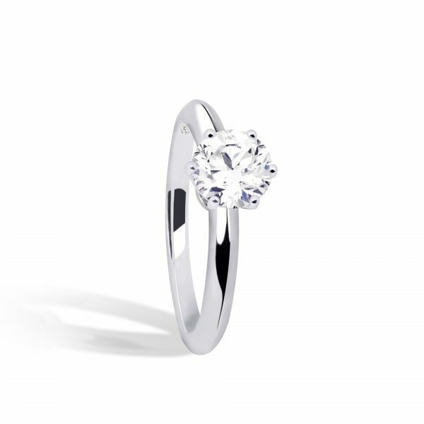 18ct White Gold 0.75ct Round Diamond Solitaire Engagement Ring.