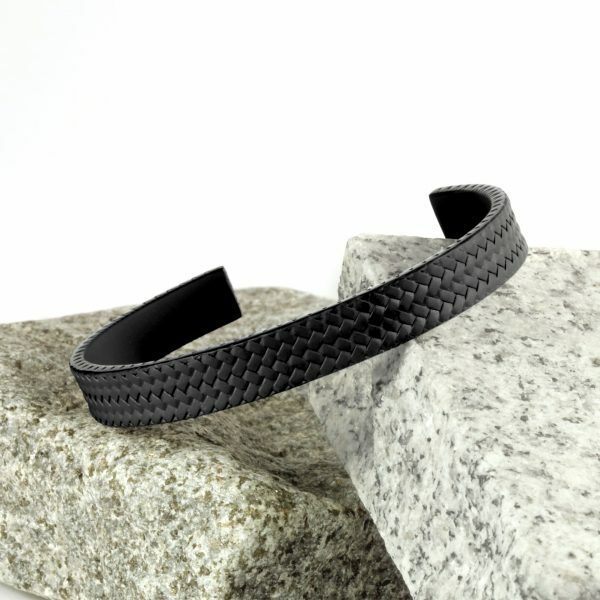 Ion Plated black stainless steel tyre pattern mens cuff