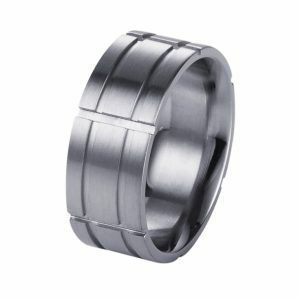 Stainless steel brushed men's ring