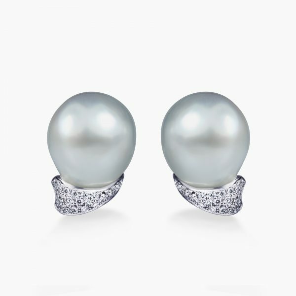 18ct White Gold Diamond and Baroque Pearl Earrings