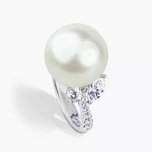 18ct white gold South Sea pearl and diamond ring