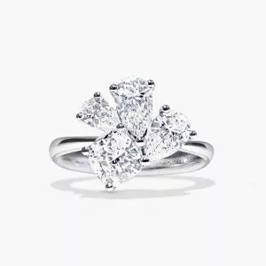 18ct white gold cushion and pear shaped diamonds ring from the Trastevere Collection