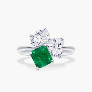 18ct white gold emerald & oval heart diamond ring from the Trastevere Collection