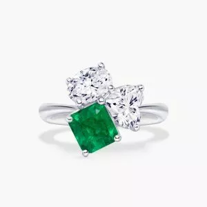 18ct white gold emerald & oval heart diamond ring