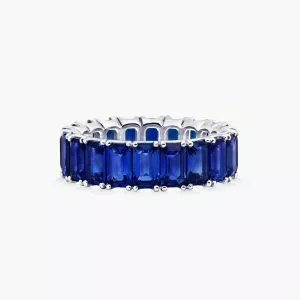 18ct white gold emerald cut blue sapphire ring