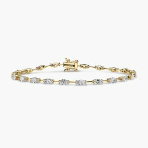 18ct yellow gold 22=3.32ct marquise diamond bracelet