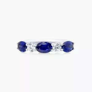 18ct white gold diamond and oval sapphire ring