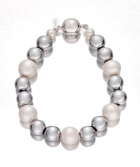 Fresh water pearls and hemitite bracelet with a silver magnetic clasp