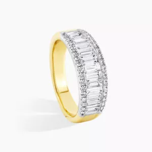 18ct white & yellow gold diamond claw set ring