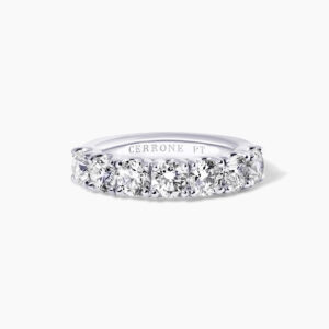 Platinum round brilliant cut diamond ring