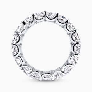 Platinum cushion cut diamonds ring