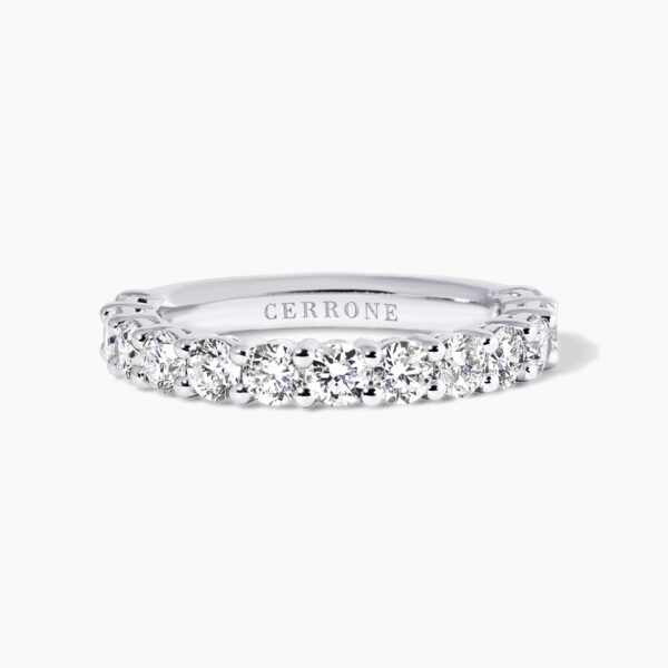 18ct white gold round brilliant cut diamond ring