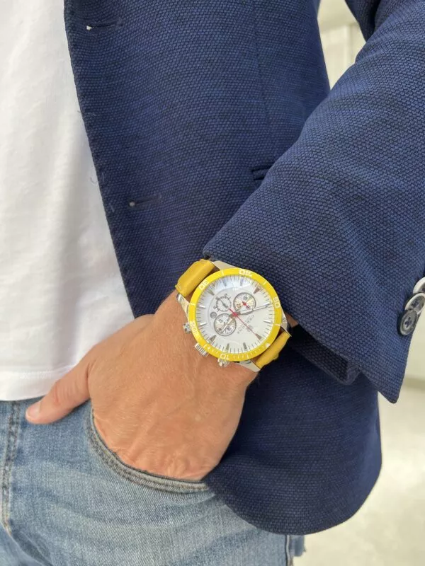 Cerrone 50th Anniversary chronograph 'Giallo' watch - Image 4