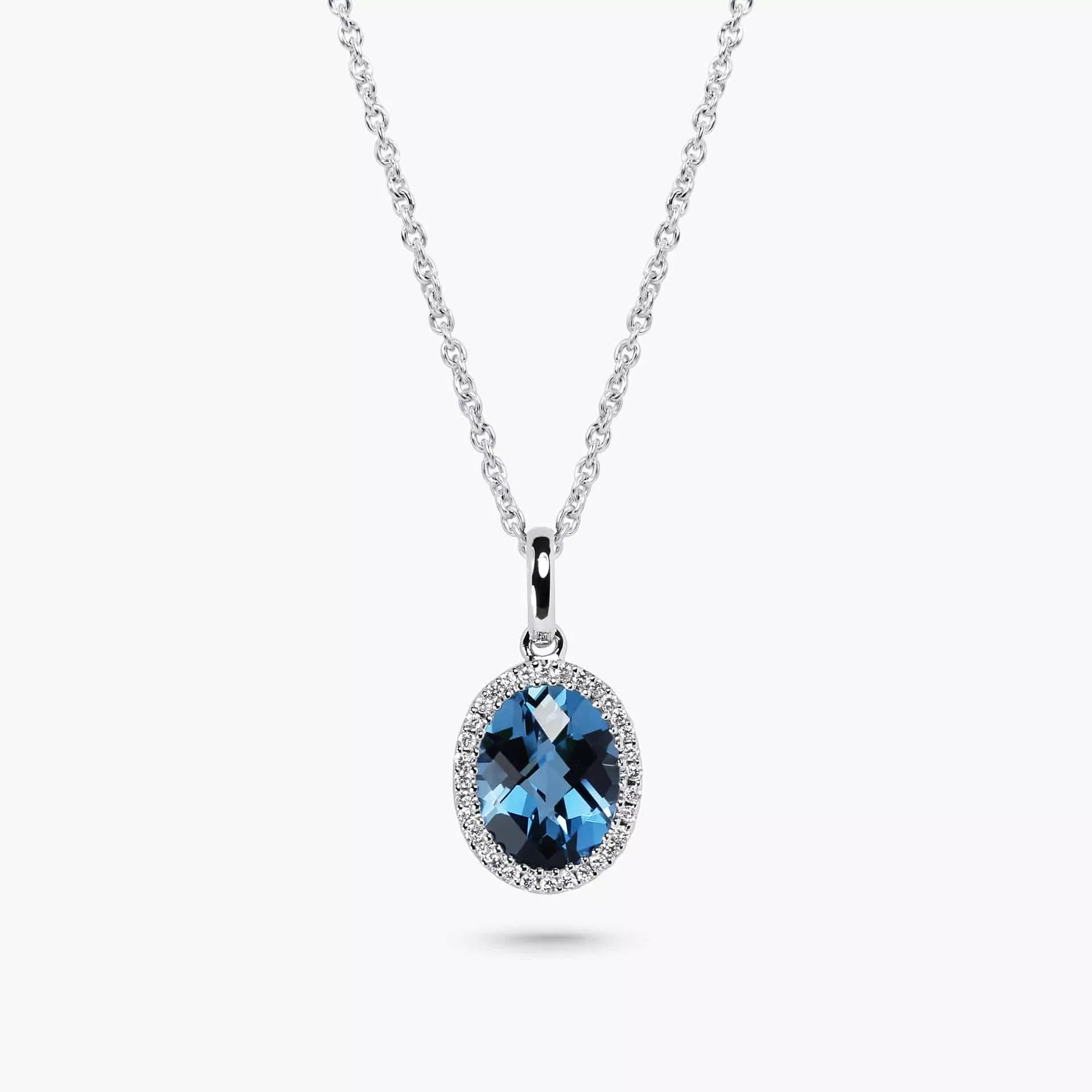 Diamond clearance necklace london