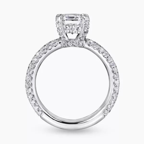 18ct white gold emerald cut diamond ring - Image 2