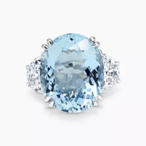 18ct white gold 8.85ct oval aquamarine and diamond ring