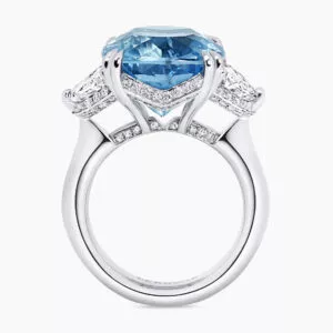 18ct white gold 9.59ct cushion aquamarine and diamond ring