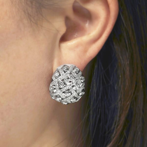 18ct White Gold Pave & Bezel set Diamond clip on earrings - Image 2