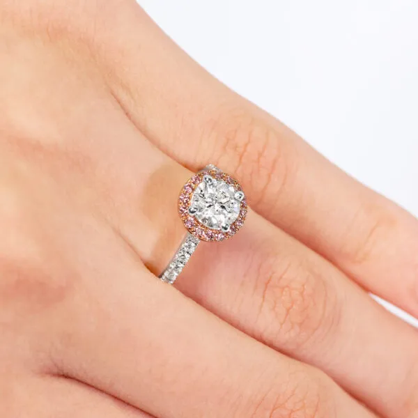 18ct white & rose gold round diamond ring with Argyle pink diamond halo - Image 3