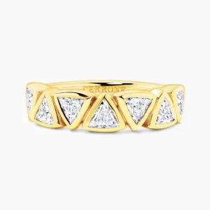 18ct yellow gold trilliant cut diamond bezel set ring