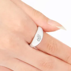 18ct white gold marquise diamond ring