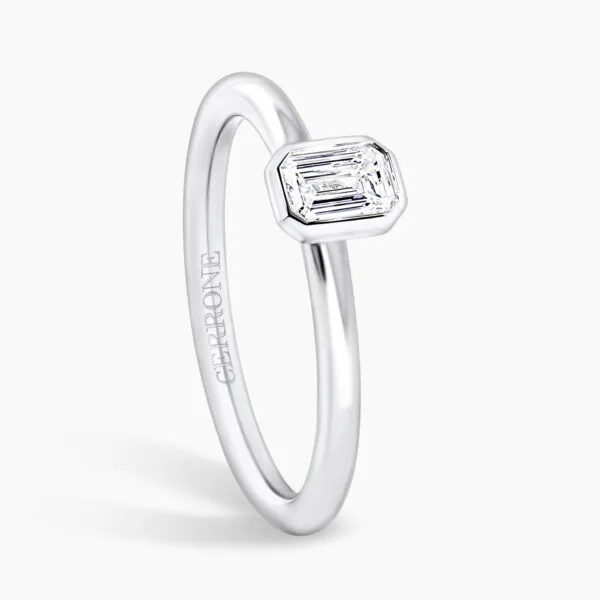 18ct white gold 0.32ct DEF VS emerald cut solitaire ring - Image 2